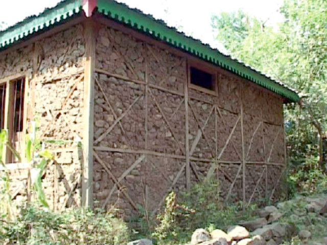 local residents have replaced concrete with wood to rebuild their homes photo express local residents have replaced concrete with wood to rebuild their homes photo express