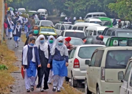 school timings changed in punjab as smog levels drop