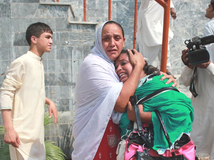 relatives of the victims of peshawar church blast photo muhammad iqbal