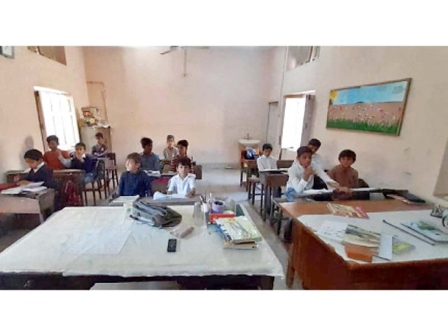 children attend class at a school where one of the buildings was rented out by the contractor photo safdar rizvi express children attend class at a school where one of the buildings was rented out by the contractor photo safdar rizvi express