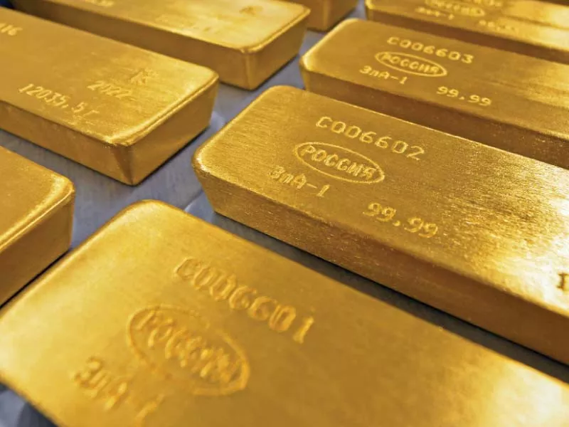 gold now over rs200 000 a tola gold now over rs200 000 a tola
