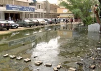 overflowing gutter in front of abbasi shaheed hospital is spreading infectious diseases photo express overflowing gutter in front of abbasi shaheed hospital is spreading infectious diseases photo express