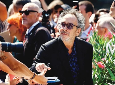 tim burton rediscovers his mojo in beetlejuice beetlejuice tim burton rediscovers his mojo in beetlejuice beetlejuice