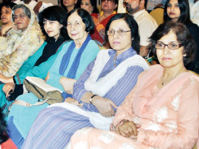 commonalities between urdu and other pakistani languages commonalities between urdu and other pakistani languages