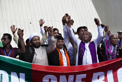 human chain formed to protect islamabad church