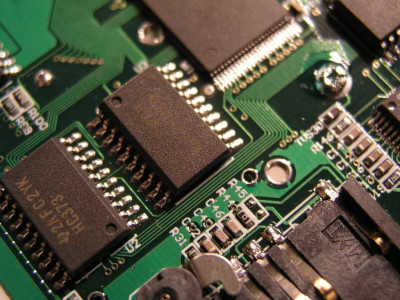 govt puts gps trackers on over 6k heavy vehicles govt puts gps trackers on over 6k heavy vehicles