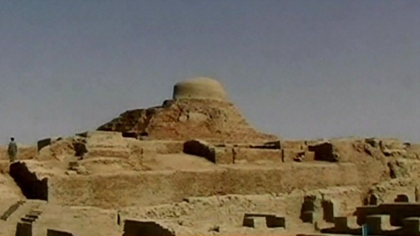 moen jo daro the most important site of the indus civilisation lies in pakistan photo file