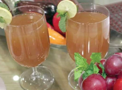 desi sharbat gains popularity as mercury soars