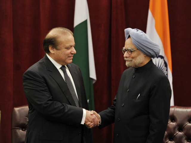indian pm manmohan singh r and pm nawaz sharif l photo afp indian pm manmohan singh r and pm nawaz sharif l photo afp