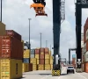 trade deficit widens to 10 8b in first quarter