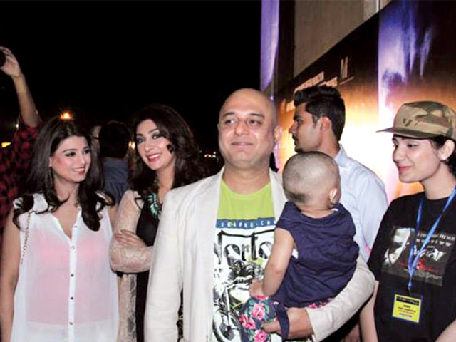 the premiere was a red carpet event and was attended by musicians film stars models and others photo express