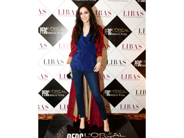 deena went for the barely there look photo file deena went for the barely there look photo file
