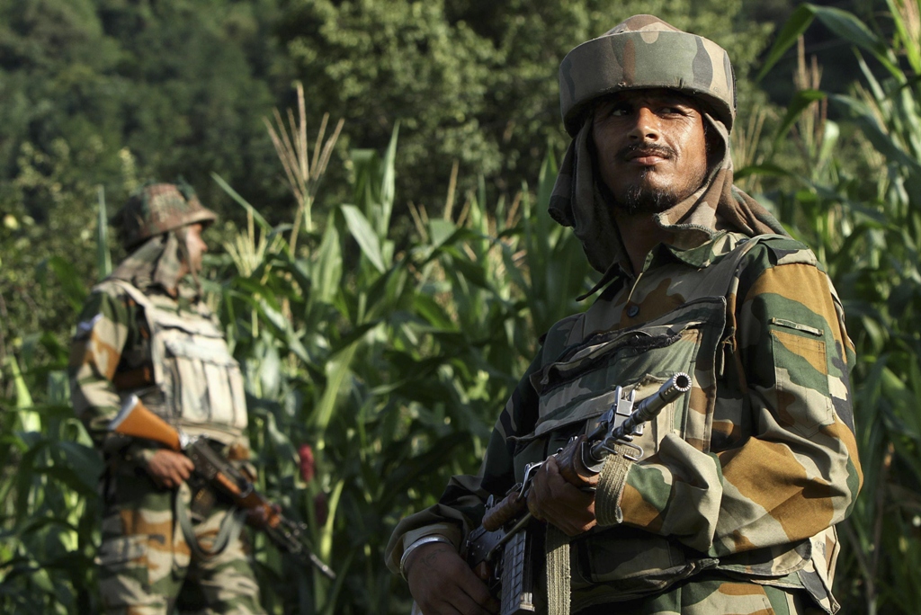 indian army soldiers patrol near the line of control a ceasefire line dividing kashmir between india and pakistan photo reuters