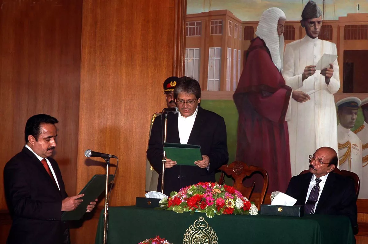 governor sindh ishratul ebad c administering the oath of the office of the minister to mumtaz jahkrani photo online governor sindh ishratul ebad c administering the oath of the office of the minister to mumtaz jahkrani photo online
