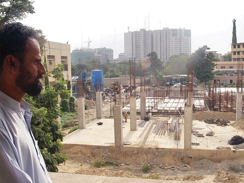 the groundbreaking ceremony of the new sindh assembly building which is right behind the old one took place in 2009 and construction started in 2010 even though the initial deadline of october 2012 was extended to june 2013 the building has not been completed photo file