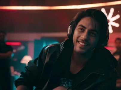 shah rukh khan and aryan khan are the coolest father son duo in the ba ds of bollywood trailer