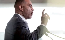 democrat accused of corruption resigns from house