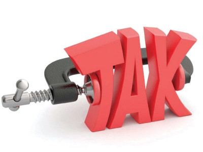 govt appeares to be bowing to pressure from traders once again