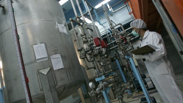 a picture taken on february 3 2007 shows an iranian technician working at the isfahan uranium conversion facilities 260 miles 420 kilometers south of tehran photo afp file