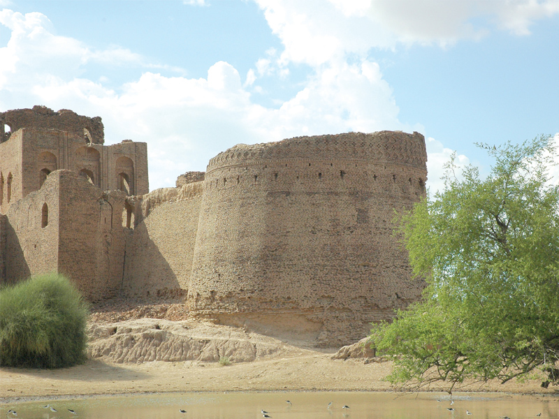 photos depicting the structure of mauj garh fort in cholistan left uch shareef shrine right were selected for top prizes photo express