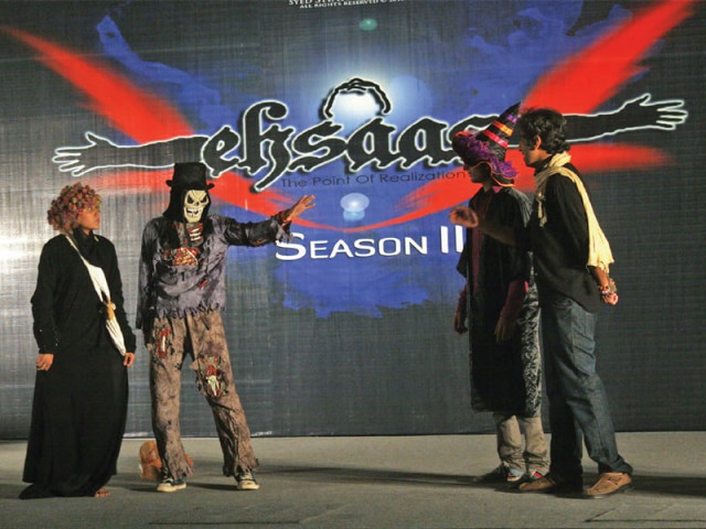 students performed a humourous skit top at the conference held on sunday fashion designer and photographer yousuf bashir qureshi bottom entrepreneur and public speaker maddi murtaza and public speaker samad zaidi were among those who spoke to the students photo athar khan express students performed a humourous skit top at the conference held on sunday fashion designer and photographer yousuf bashir qureshi bottom entrepreneur and public speaker maddi murtaza and public speaker samad zaidi were among those who spoke to the students photo athar khan express