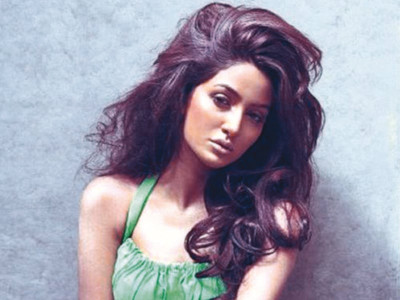 mathira preps up for b town debut akki te vikki te nikki
