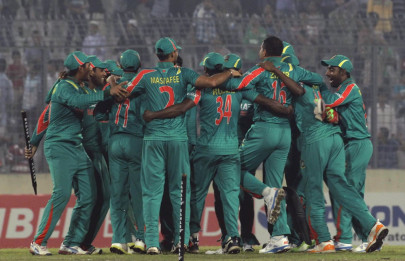 bangladesh tame black caps in second odi