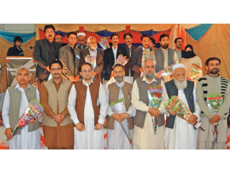 participants of the taleemi mushaira at the end of the event photo express