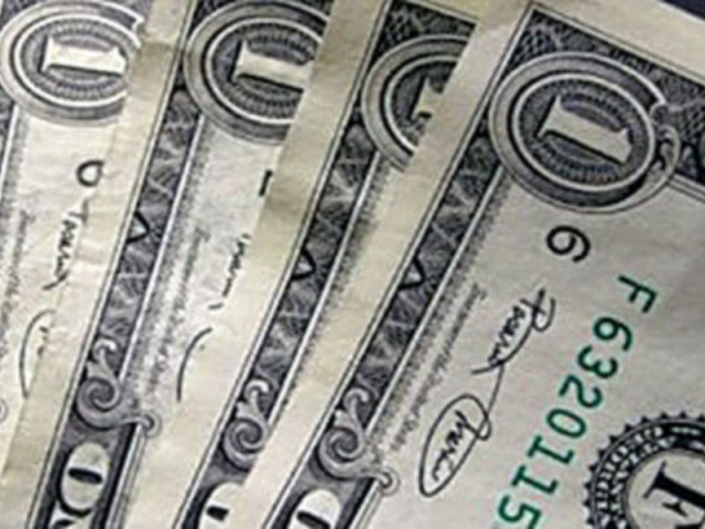 dealers say the government needs to reassure investors and take initiatives to stabilise the currency photo file dealers say the government needs to reassure investors and take initiatives to stabilise the currency photo file