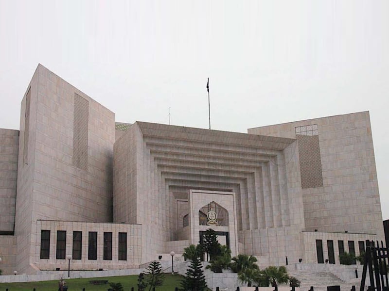 supreme court blames govt for delay in reopening graft cases photo file