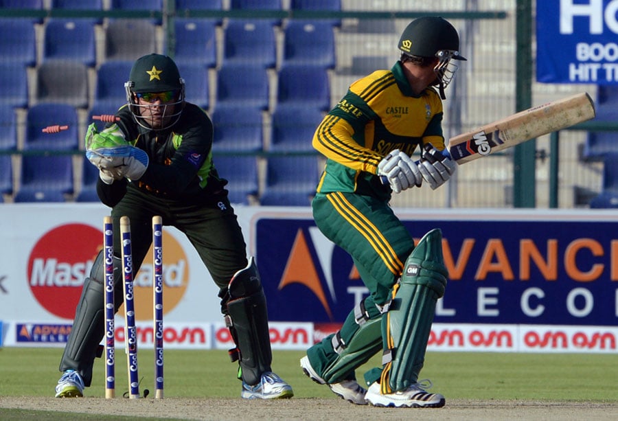 pakistan will play three odis and two t20s against south africa on the proteas 039 home ground later this month photo afp