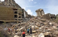 people search for casualties amid the rubble of collapsed buildings in the aftermath of earthquakes in la guaira venezuela photo reuters