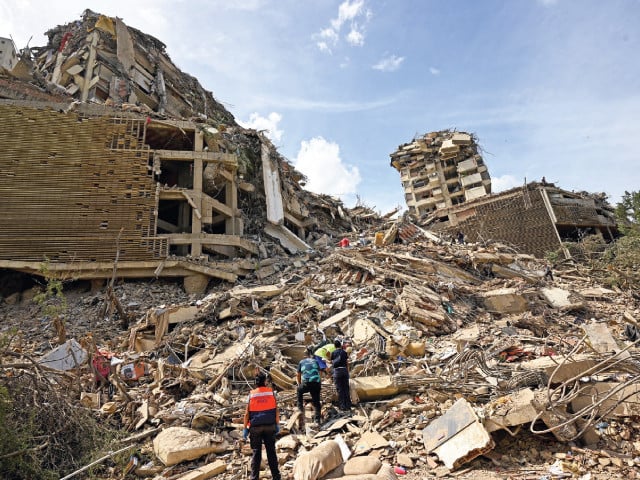 Venezuela earthquake toll rises to 3,889 as relief operations continue