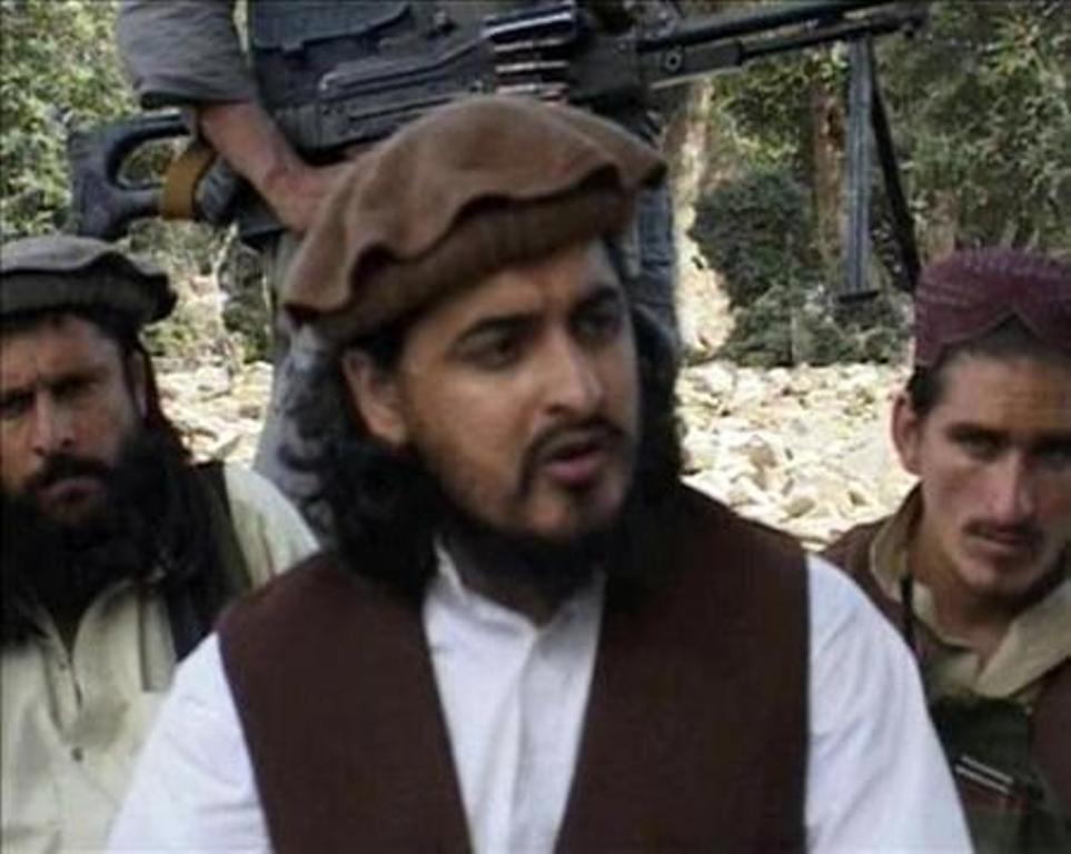 late ttp chief hakimullah mehsud c sits with other millitants in south waziristan photo reuters