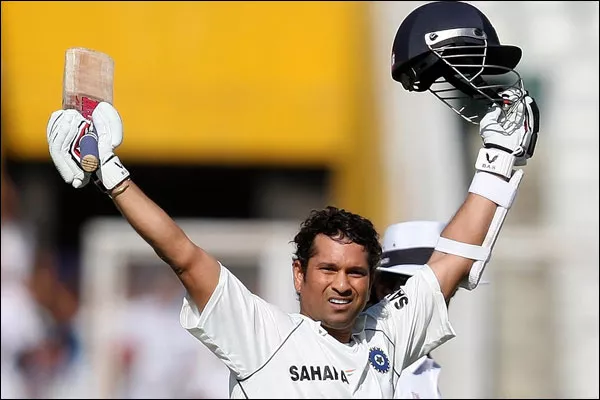 sachin tendulkar breaks brian lara 039 s test run record in 2008 photo afp sachin tendulkar breaks brian lara 039 s test run record in 2008 photo afp