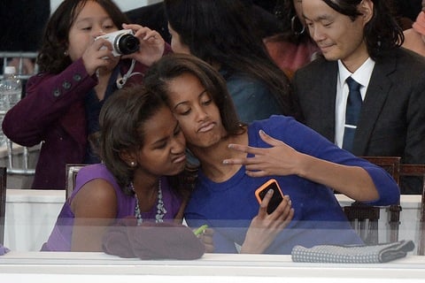 us first daughters sasha and malia obama take a selfie to commemorate their dad 039 s inauguration in january photo afp