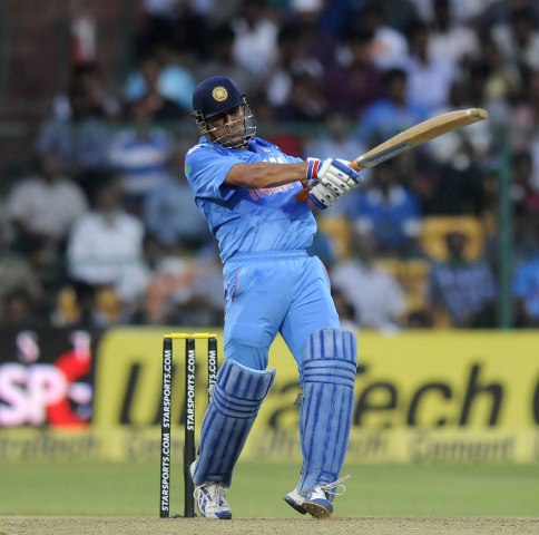 dhoni wants india 039 s openers to set the platform so that the other batsmen can capitalise in the last 10 15 overs photo bcci