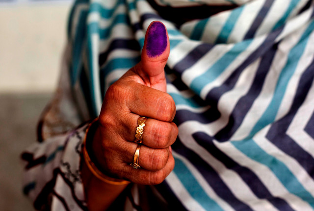 if a thumb impression is not marked in a proper manner with magnetised ink it lowers the chances of readability photo myra iqbal if a thumb impression is not marked in a proper manner with magnetised ink it lowers the chances of readability photo myra iqbal