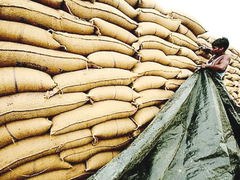 the district and session judge directed the district food officer to submit in court a list of mills that have been given the wheat quota photo file the district and session judge directed the district food officer to submit in court a list of mills that have been given the wheat quota photo file