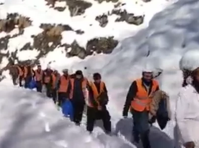 dir avalanche buries four alive dir avalanche buries four alive