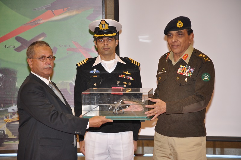 director general strategic plans division lieutenant general retd khalid ahmed kidwai handing over replica of indigenously developed surveillance capable uavs formally inducted in pakistan armed forces to chief of army staff general ashfaq parvez kayani photo ispr