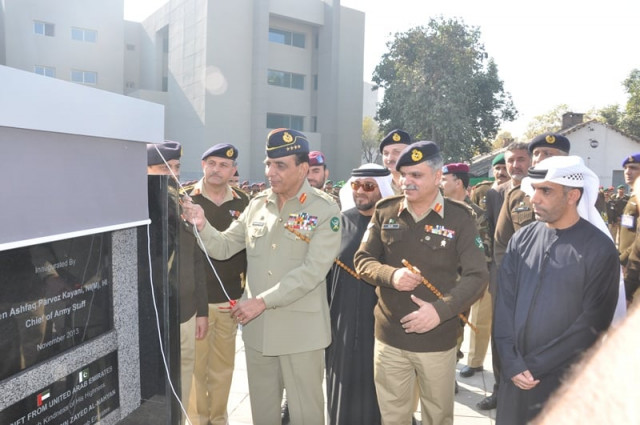 chief of army staff general ashfaq parvez kayani inaugurating newly constructed state of the art blocks at military hospital in rawalpindi on wednesday photo ispr chief of army staff general ashfaq parvez kayani inaugurating newly constructed state of the art blocks at military hospital in rawalpindi on wednesday photo ispr