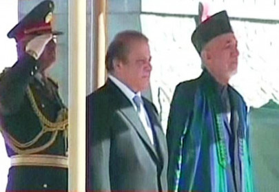 nawaz arrives in kabul to push peace efforts