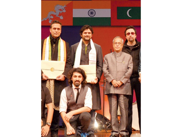 strings is the first pakistani band to perform before an indian president photo publicity strings is the first pakistani band to perform before an indian president photo publicity