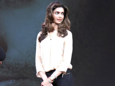 get the look deepika padukone on taupe of her game