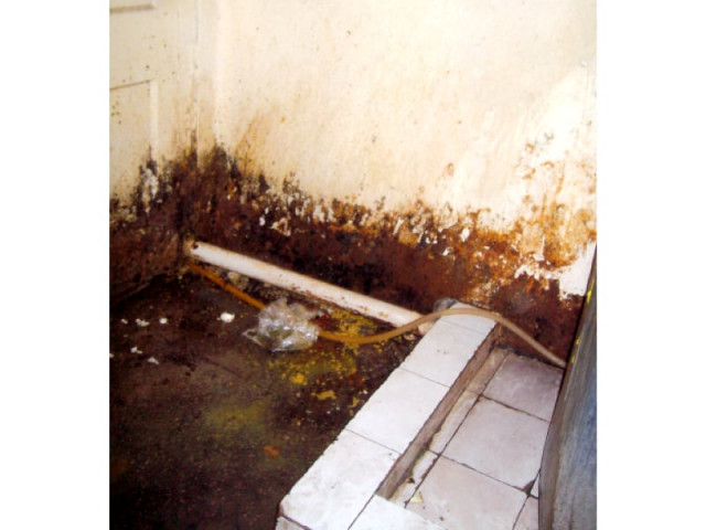 the medical units in holy family hospital have seen better days photo sehrish wasif the medical units in holy family hospital have seen better days photo sehrish wasif
