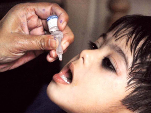 experts also said it was essential for the government to expand the set of responsibilities of lady health workers lhws to include the administration of vaccination currently outside their mandate photo sehrish wasif express experts also said it was essential for the government to expand the set of responsibilities of lady health workers lhws to include the administration of vaccination currently outside their mandate photo sehrish wasif express