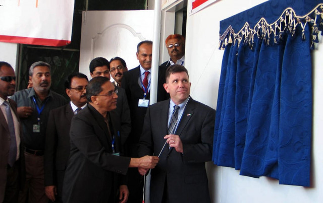 us consul general karachi michael dodman inaugurating the power distribution centre pdc at the hyderabad electric supply company hesco photo nni us consul general karachi michael dodman inaugurating the power distribution centre pdc at the hyderabad electric supply company hesco photo nni