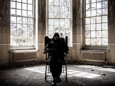 living in a mental asylum fighting the darkness within living in a mental asylum fighting the darkness within