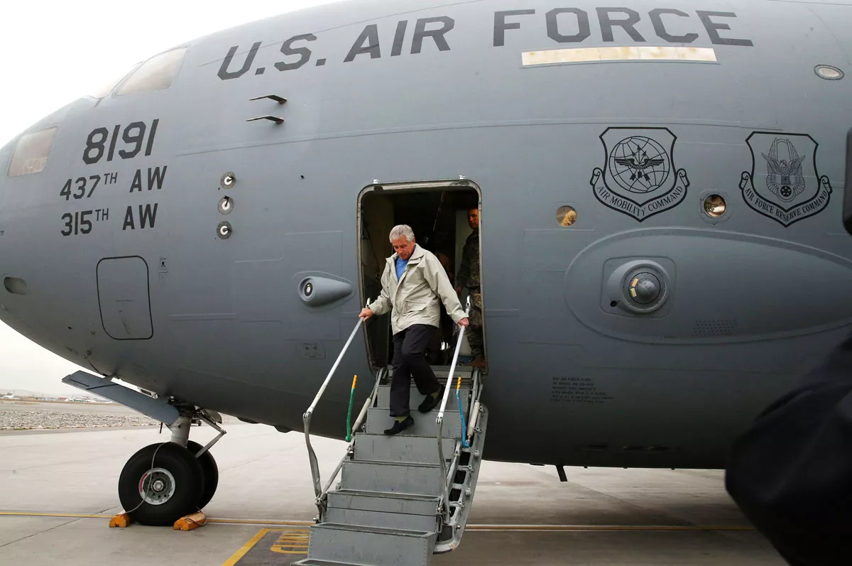 us secretary of defense chuck hagel disembarks from a c17 military aircraft on december 7 2013 in kabul afghanistan photo afp us secretary of defense chuck hagel disembarks from a c17 military aircraft on december 7 2013 in kabul afghanistan photo afp